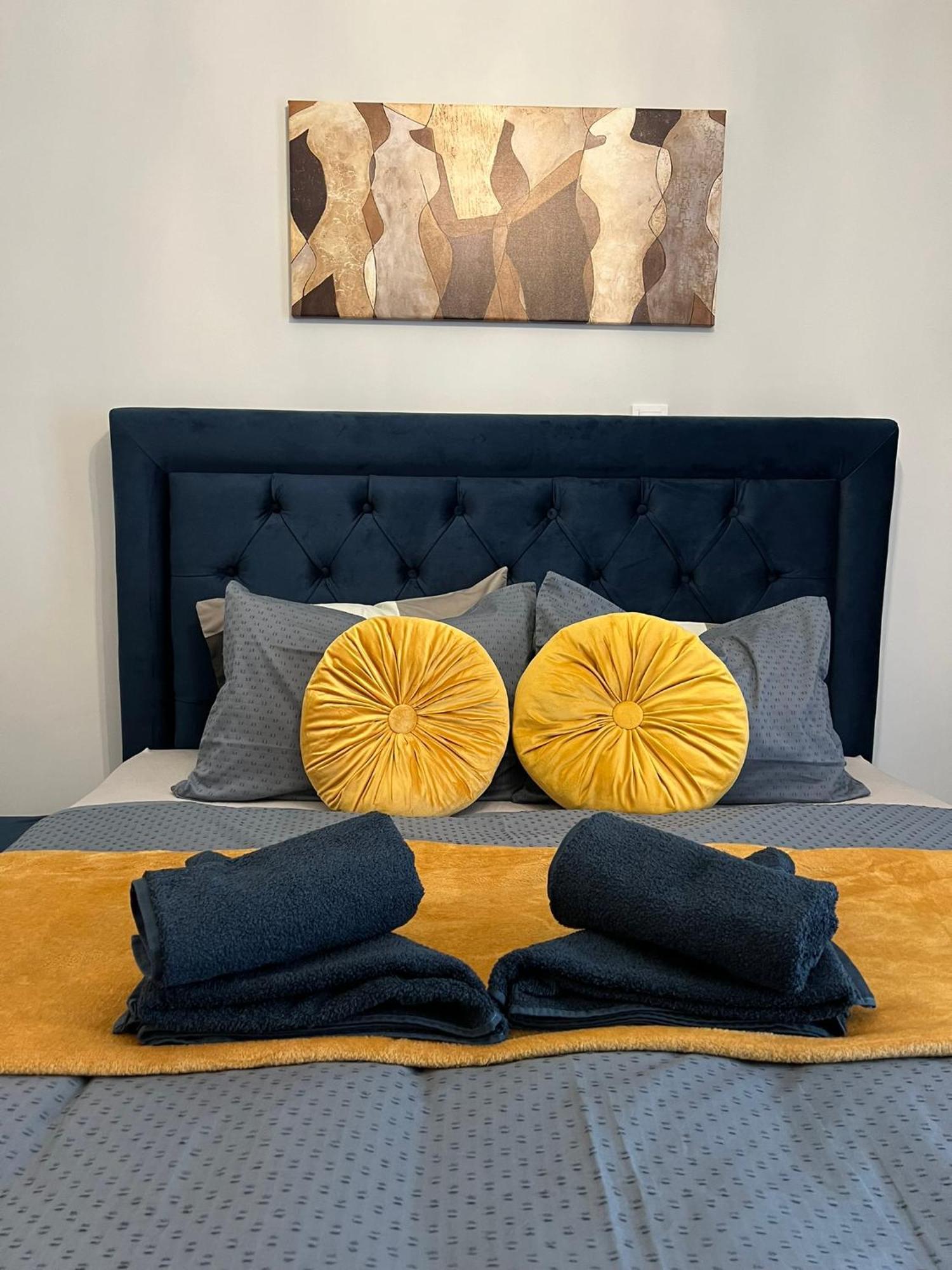 Luxury Prive Penthouse Apartment Серес Екстериор снимка